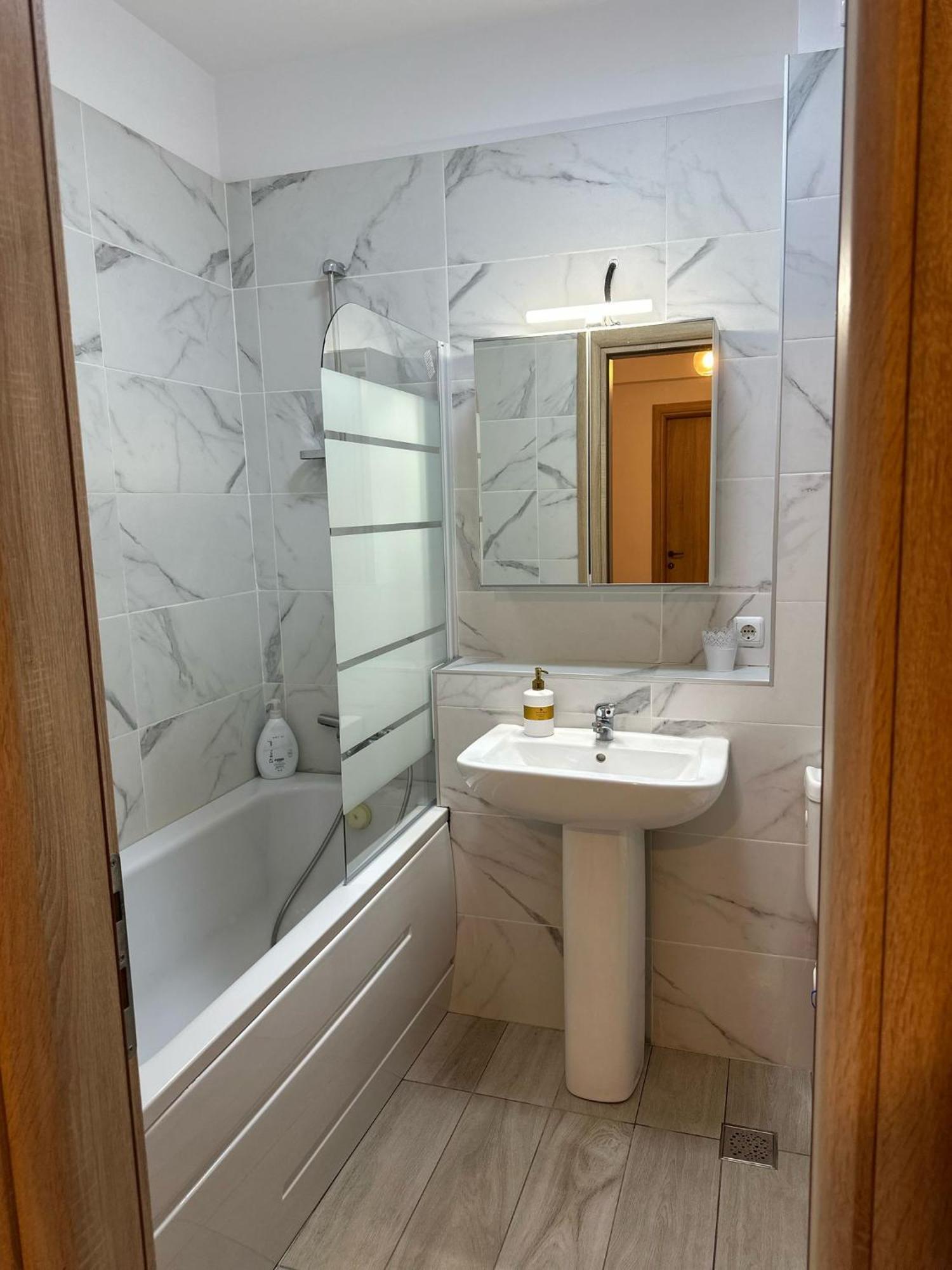 Alex Mnl Lux Apartment 2 Free Parking Bucharest Luaran gambar